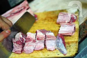 Bò kho khế hấp dẫn chính bởi sự đơn giản trong cả cách chế biến lẫn hương vị.