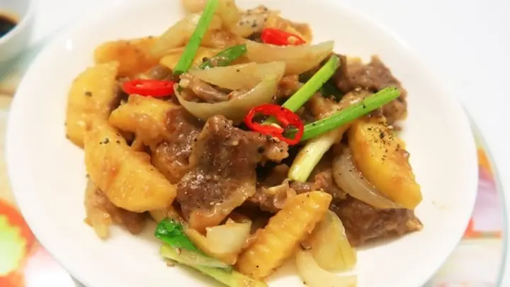 14. Khoai Tây Xào Thịt Bò