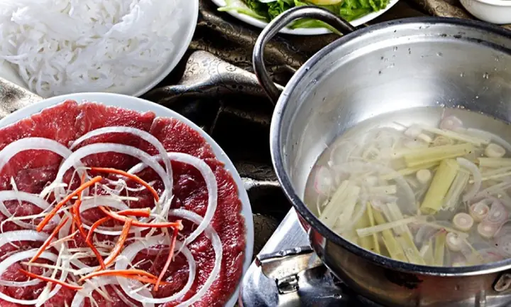 18. Bò Nhúng Giấm