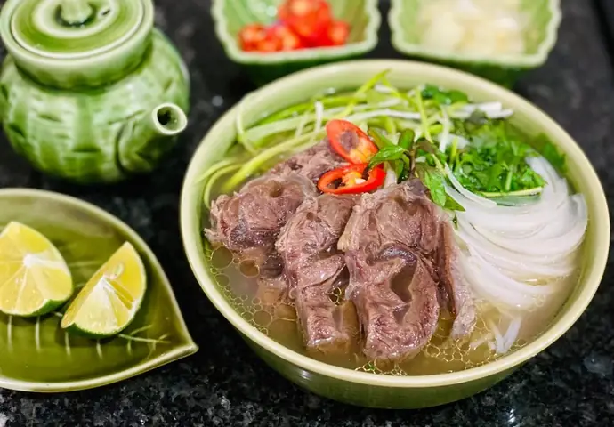 10. Phở Bò