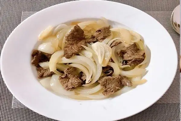 Mẹo Bảo Quản Và Hâm Nóng Món Thịt Bò Xào Hành Tây