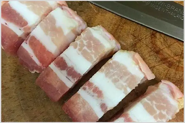 Bước 1: Sơ Chế Nguyên Liệu Bước 1: Sơ Chế Nguyên Liệu