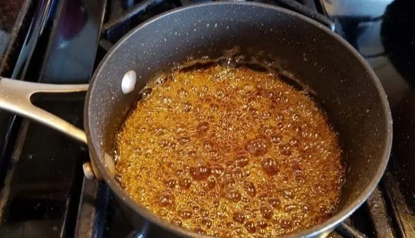 Bước 3: Làm Nước Màu Caramel Với Đường Tinh Luyện Bienhoapure Bước 3: Làm Nước Màu Caramel Với Đường Tinh Luyện Bienhoapure