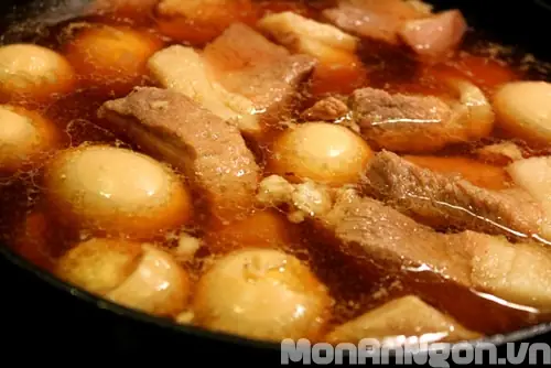 Cách Làm Thịt Kho Trứng Cút 4