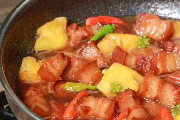Món Thịt Ba Chỉ Kho Dứa Thơm Ngon