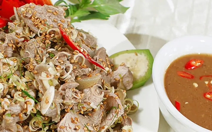 2. Thịt bê tái chanh