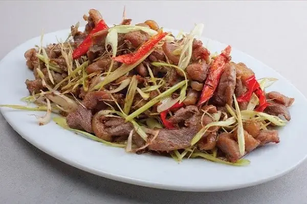 Nguyên liệu chuẩn bị món thịt ngỗng xào sả ớt