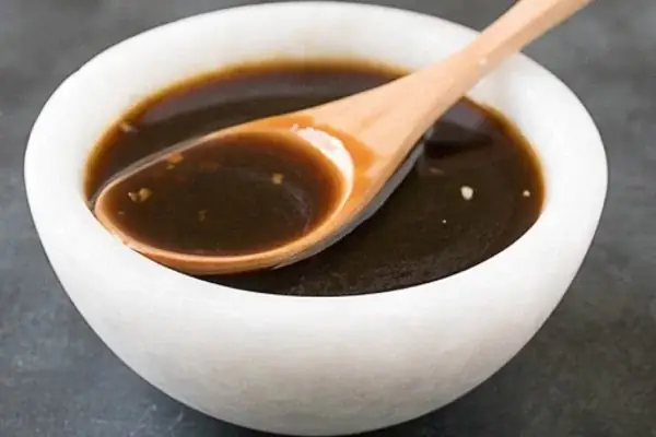 Pha Hỗn Hợp Nước Xốt