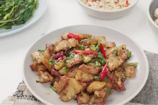 Thịt Rang Cháy Cạnh