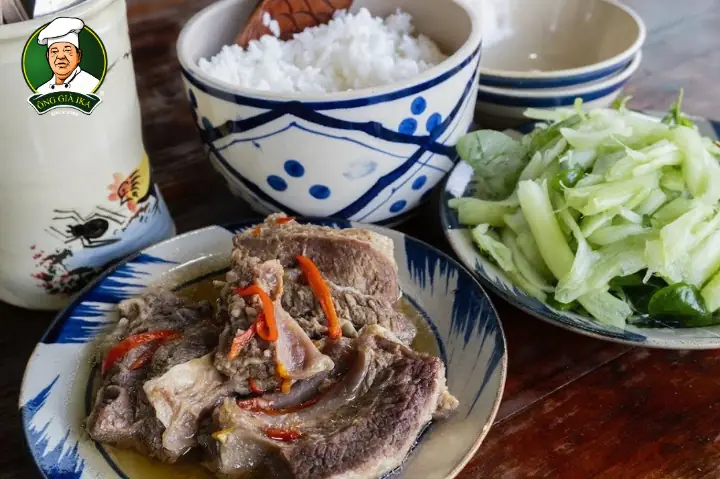 1. Thịt Trâu Kho Tàu Lạ Miệng, Đậm Đà