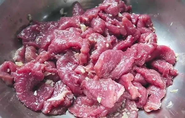 Món Thịt Trâu Xào Khế Vừa Đơn Giản, Nhanh Chóng Mà Lại Lạ Miệng Nhưng Vẫn Đảm Bảo Thơm Ngon Chuẩn Vị Cho Bữa Cơm Hàng Ngày Của Gia Đình Bạn