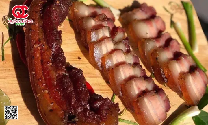 Cách Sơ Chế Thịt Ba Chỉ Gác Bếp