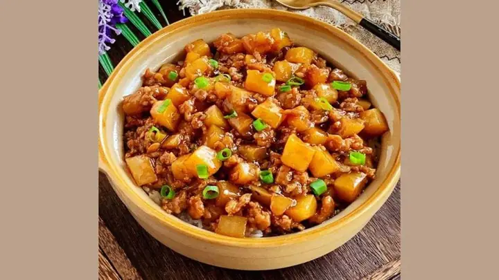 Thịt Xay Xào Khoai Tây Cà Chua Thịt Xay Xào Khoai Tây Cà Chua