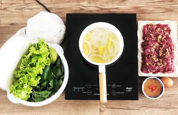 Bước 4: Nấu Nước Dùng