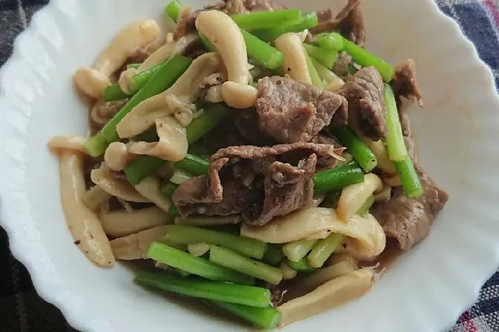 Tim Bò Xào Nấm Đầy Đủ Dinh Dưỡng Tim Bò Xào Nấm Đầy Đủ Dinh Dưỡng