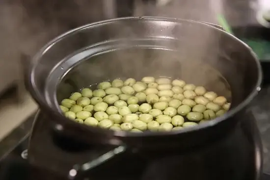 Nấu Hạt Sen Bùi Thơm Nấu Hạt Sen Bùi Thơm