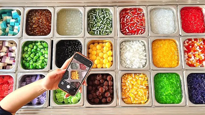 Bước 1: Chuẩn Bị Topping Yêu Thích Bước 1: Chuẩn Bị Topping Yêu Thích