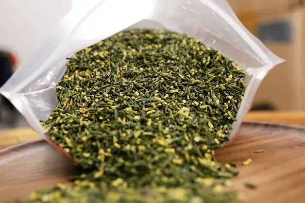 3.2 Lưu ý gì khi sử dụng trà tâm sen trị chứng mất ngủ? 3.2 Lưu ý gì khi sử dụng trà tâm sen trị chứng mất ngủ?