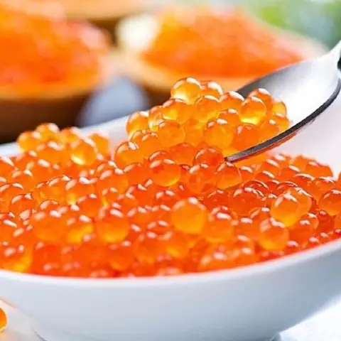 Trứng Cá Hồi Là Thực Phẩm Bổ Sung Các Dưỡng Chất Tốt Cho Sự Phát Triển Của Bé.