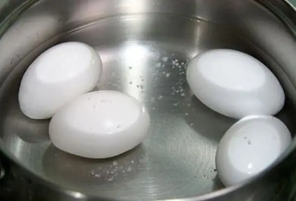 Cách Luộc Trứng Ngỗng Đúng Chuẩn