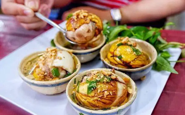 Từng nhóm người nên ăn trứng vịt lộn thế nào để vẫn ngon, bổ mà không "quá liều"?