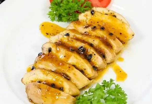 Ức Gà Sốt Chanh Dây: