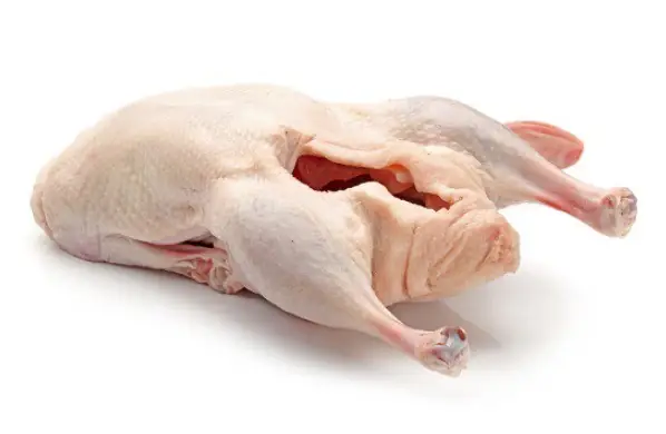 Vịt giả cầy thơm, thịt vịt chín mềm, ngọt đậm đà. Cách nấu vịt giả cầy đơn giản, dễ nấu, dễ làm và nguyên liệu không quá cầu kỳ, phức tạp.