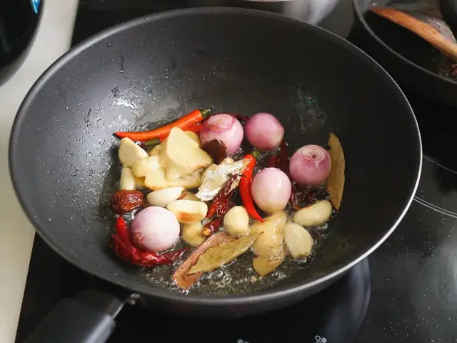 Cách Làm Vịt Om Bia: Cách Làm Vịt Om Bia: