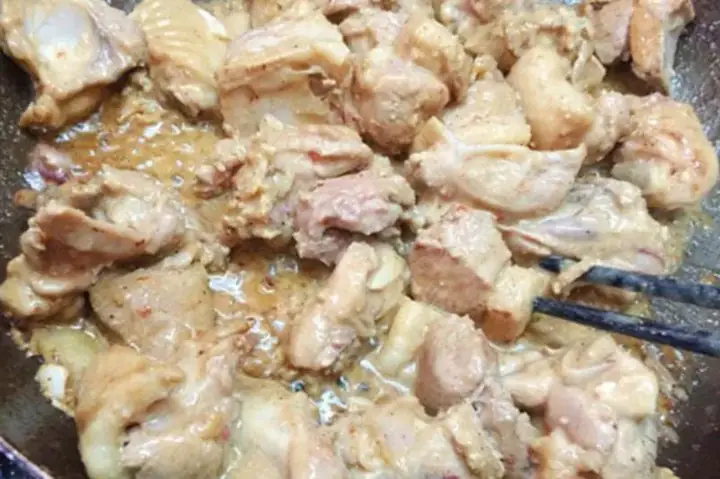 Bước 4: Thực Hiện Làm Vịt Nấu Chao