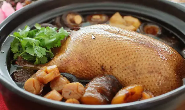 2. Vịt tiềm thuốc bắc 2. Vịt tiềm thuốc bắc