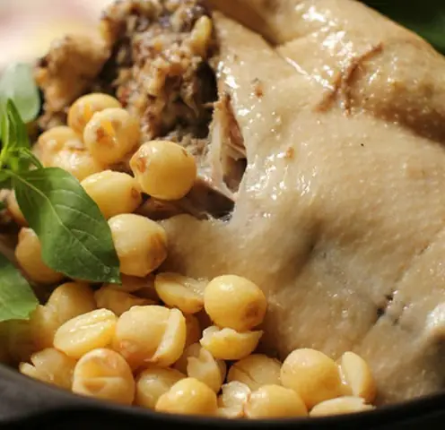 4. Vịt tiềm ngũ quả 4. Vịt tiềm ngũ quả