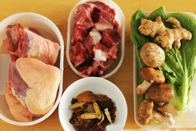 Nguyên Liệu Nấu Vịt Tiềm Thuốc Bắc