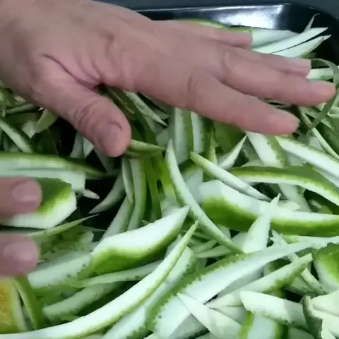 Thái nhỏ và phơi khô