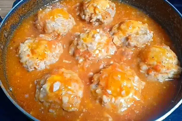 Nấu xíu mại xốt cà chua