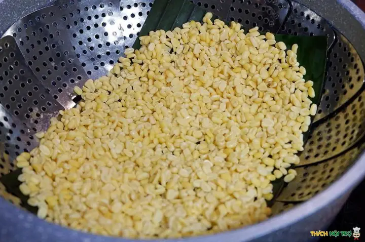 Bước 3: Hấp Đậu Xanh