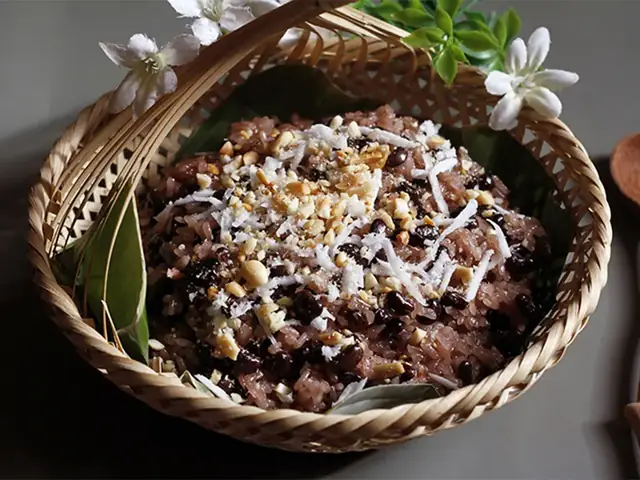 3.2. Cách nấu xôi đỗ đen bằng nồi cơm điện Delites NCG1805