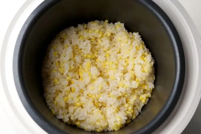 Cách Nấu Xôi Đậu Xanh Bằng Nồi Cơm Điện