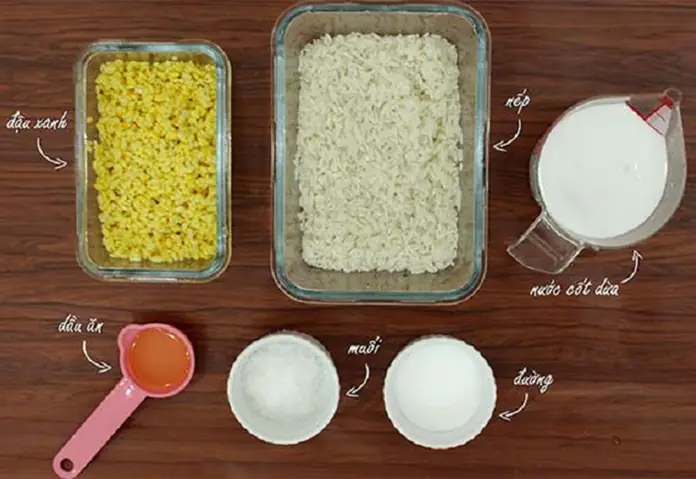 Chuẩn bị nguyên liệu nấu xôi bằng lò vi sóng
