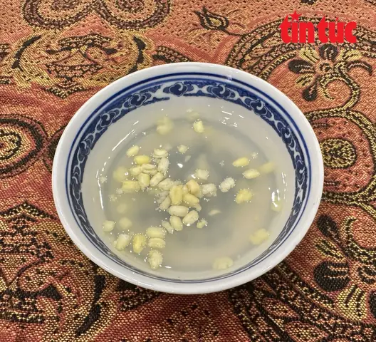 Hoài niệm xôi vò, chè hoa cau trong mâm lễ Vu Lan Hoài niệm xôi vò, chè hoa cau trong mâm lễ Vu Lan