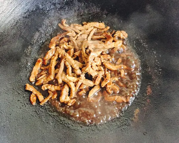 Bước 3: Chế Biến Nhân Mặn Bước 3: Chế Biến Nhân Mặn