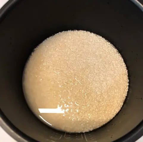 Nấu nếp cái hoa vàng