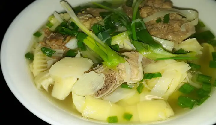 Cách nấu xương măng tươi ngon đúng vị không bị đắng