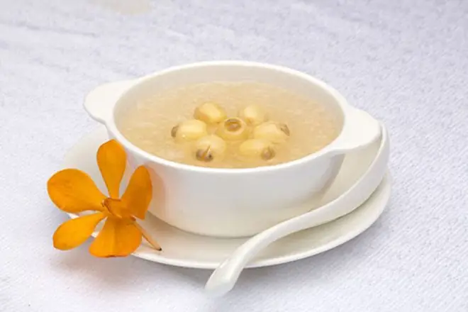 Yến Chưng Hạt Sen Có Tác Dụng Gì?