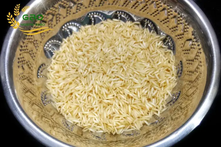 Vì Sao Cần Phải Rang Gạo Để Nấu Cháo?