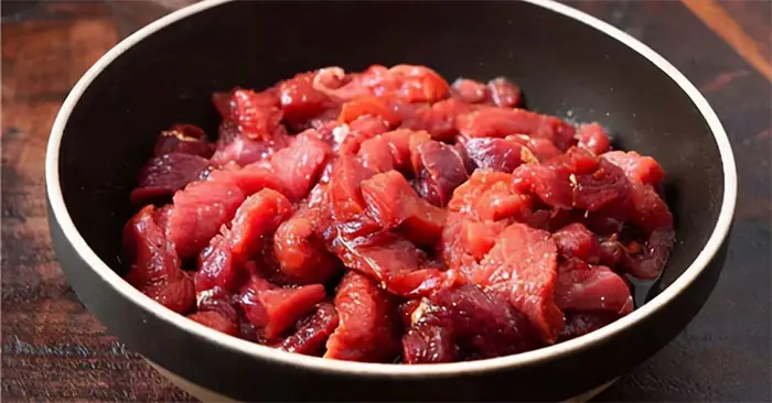 Cách Ướp Thịt Bò Mềm, Nấu Món Gì Cũng Ngon Không Lo Bị Dai Cứng