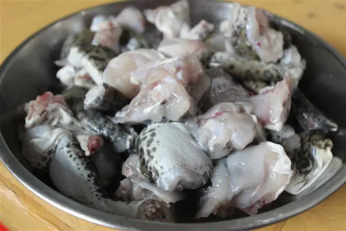 Nguyên Liệu Cần Có Để Làm Món Ếch Xào Lăn: Khẩu Phần Ăn Cho 4 Người