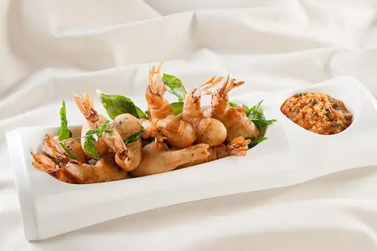 Tôm Chiên Lá Cà Ri Tôm Chiên Lá Cà Ri