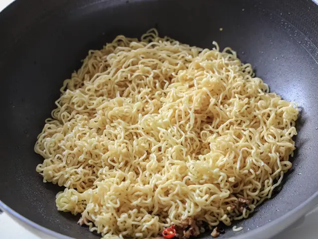 Trụng Mì Đúng Cách Trụng Mì Đúng Cách