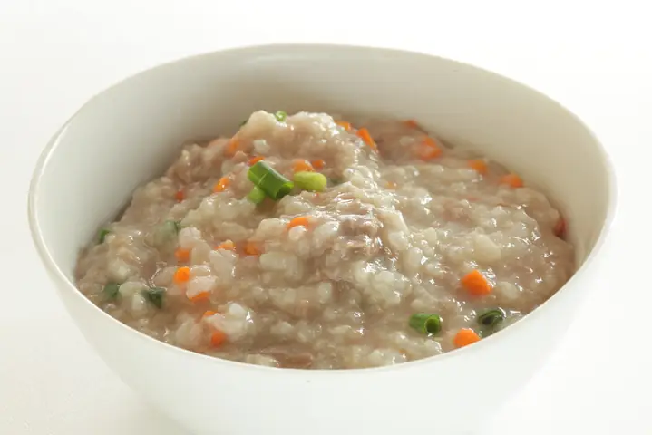 Cháo Móng Giò Hạt Sen, Cà Rốt - Món Ngon Cho Trẻ Biếng Ăn Cháo Móng Giò Hạt Sen, Cà Rốt - Món Ngon Cho Trẻ Biếng Ăn