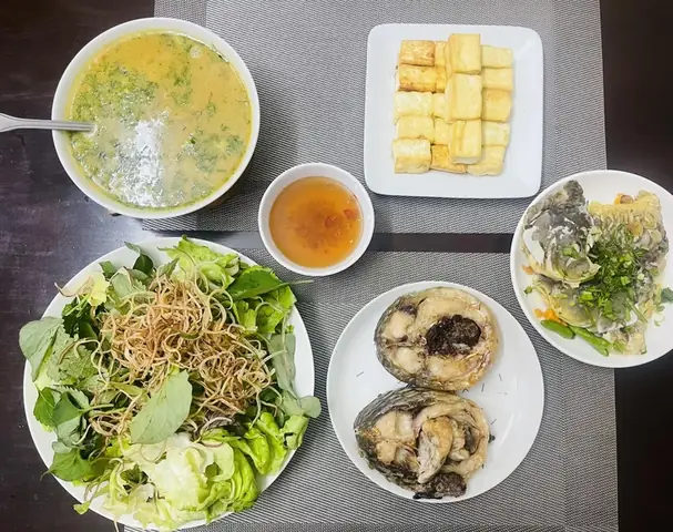 Những Bữa Cơm Tại Nhà Sẽ Giúp Tiết Kiệm Và Tốt Cho Sức Khỏe Về Lâu Dài Hơn Là Thường Xuyên Dùng Thức Ăn Đường Phố - Ảnh Minh Họa: Lê Thùy Mai